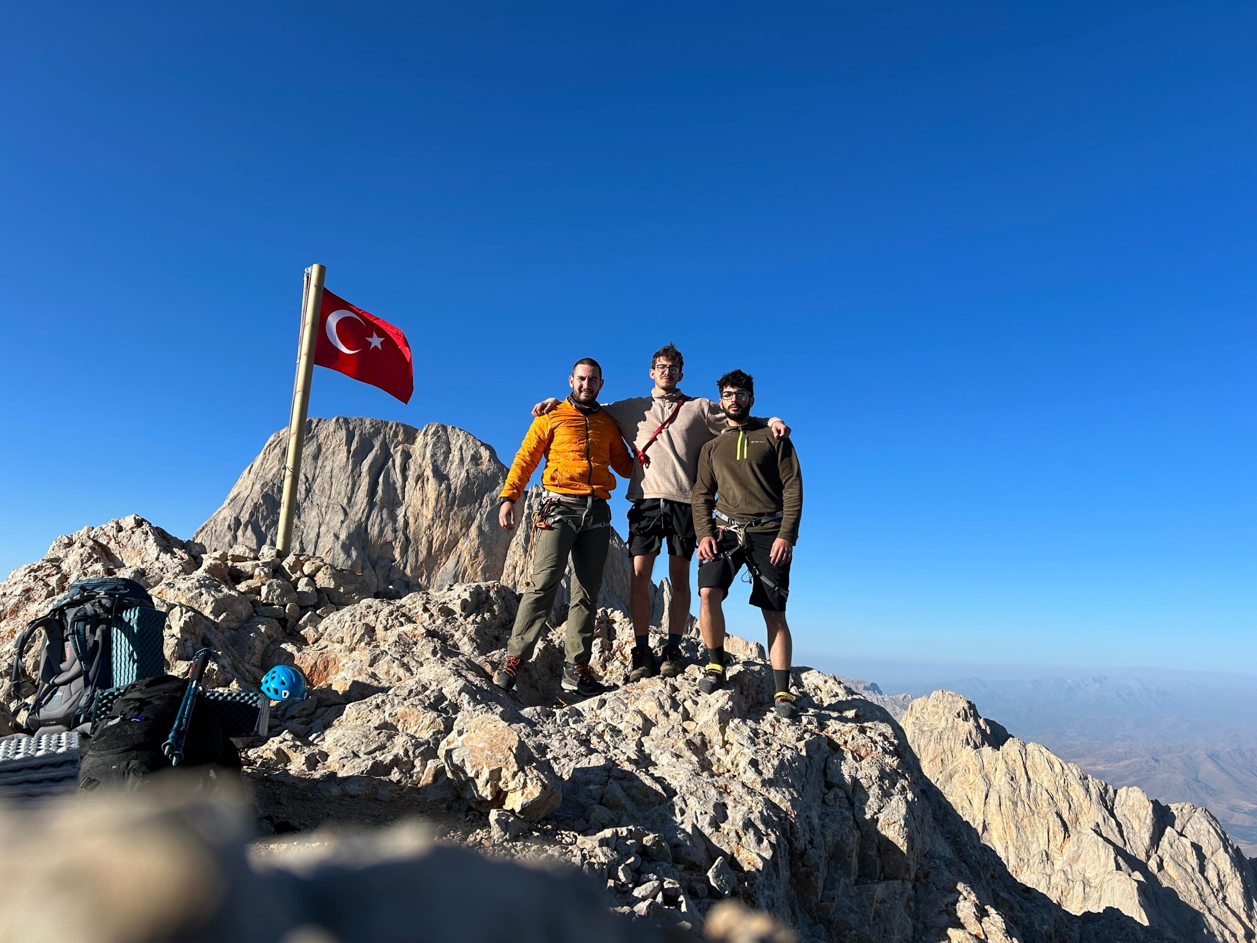 20-21 Temmuz 2024 Küçük Demirkazık Doğu Bacası Faaliyeti